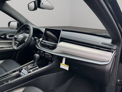 New 2026 Jeep Compass Limited AWD/4WD image 27