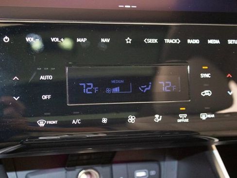 Used 2023 Hyundai Tucson Limited image 33