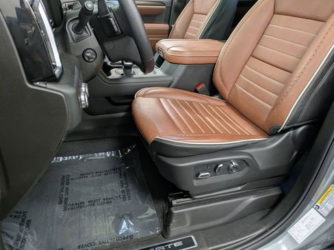 Used 2026 GMC Sierra 1500 Denali Ultimate image 11