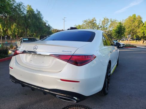 Certified 2023 Mercedes-Benz S 500 4MATIC image 2