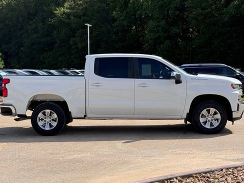 Used 2019 Chevrolet Silverado 1500 LT w/ All-Star Edition AWD/4WD image 10
