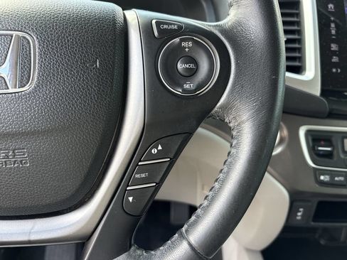 Used 2017 Honda Pilot EX-L image 17