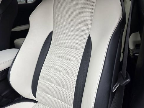 Used 2022 Lexus IS 350 F Sport image 15