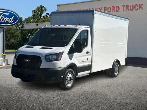 Used 2023 Ford Transit 350 DRW RWD image 8