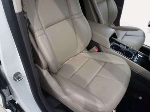 Used 2020 Lincoln Corsair FWD w/ Equipment Group 101A image 16