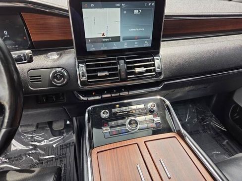 Used 2020 Lincoln Navigator Reserve w/ Luxury Package AWD/4WD image 10