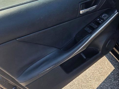 Used 2015 Lexus IS 350 image 11