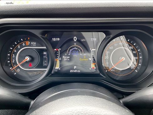 Used 2024 Jeep Gladiator Sport image 12