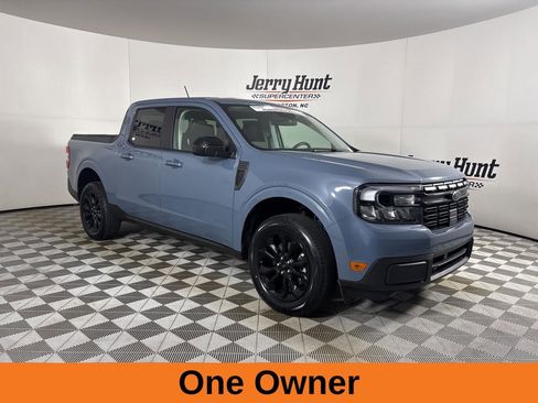 Used 2024 Ford Maverick Lariat w/ Black Appearance Package image 4