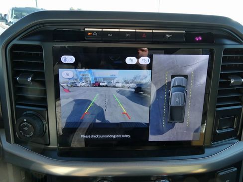 Used 2024 Ford F150 Lariat image 32