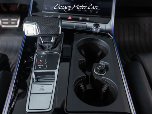 Used 2022 Audi RS 6 image 47