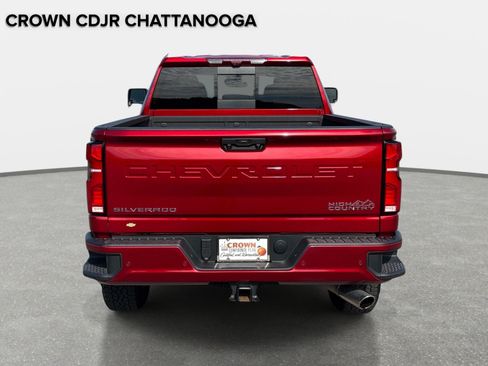 Used 2026 Chevrolet Silverado 2500 High Country w/ High Country Premium Package AWD/4WD image 6