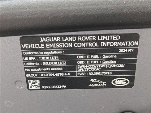 Used 2024 Land Rover Range Rover Autobiography image 23