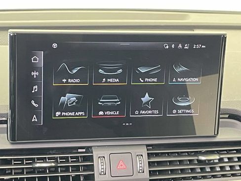 Certified 2025 Audi Q5 2.0T Premium AWD/4WD image 28