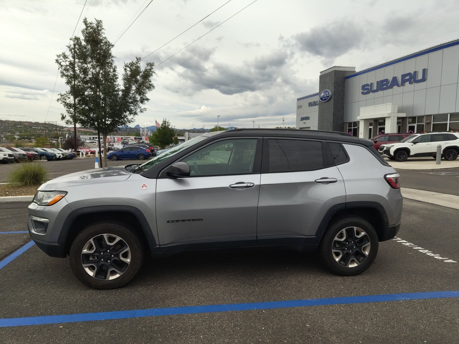Used 2018 Jeep Compass Trailhawk w/ Navigation Group AWD/4WD image 5