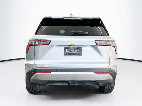 Used 2025 Chevrolet Equinox LT image 7