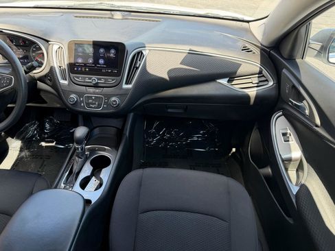 Used 2023 Chevrolet Malibu LS FWD image 22