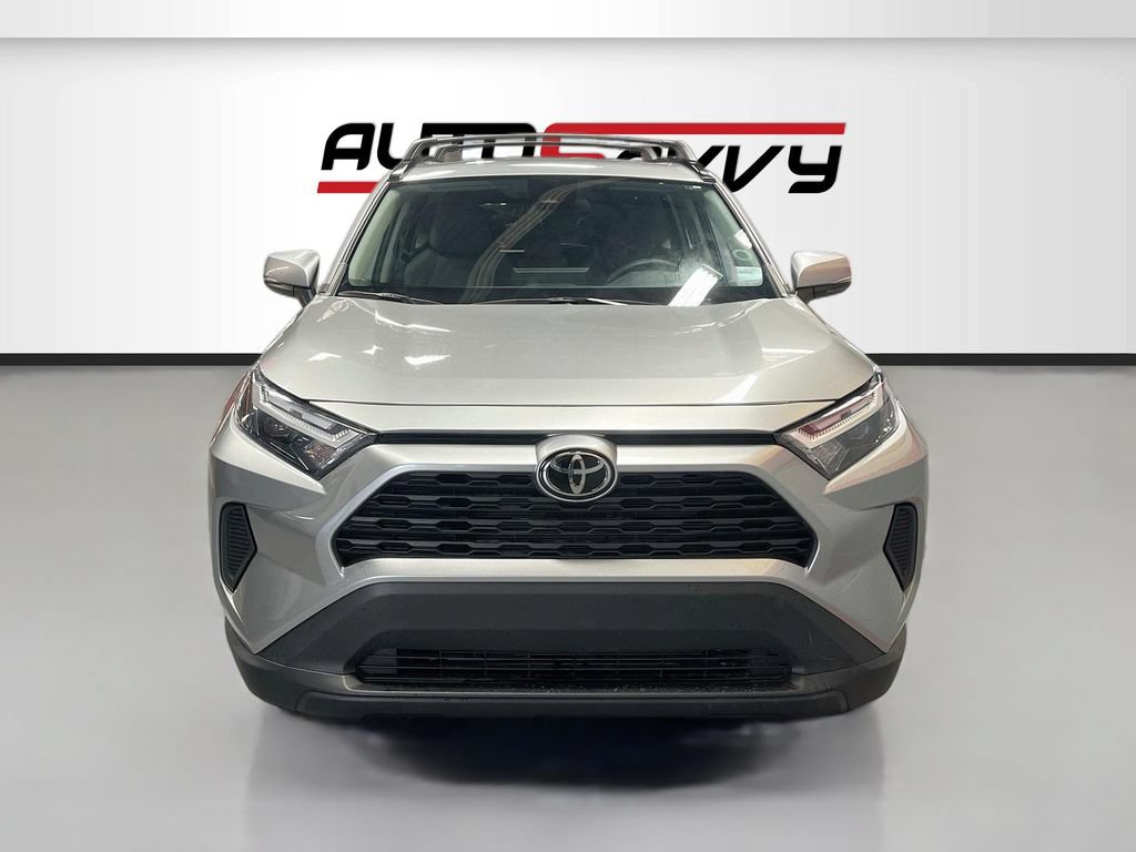 Used 2025 Toyota RAV4 XLE FWD image 2
