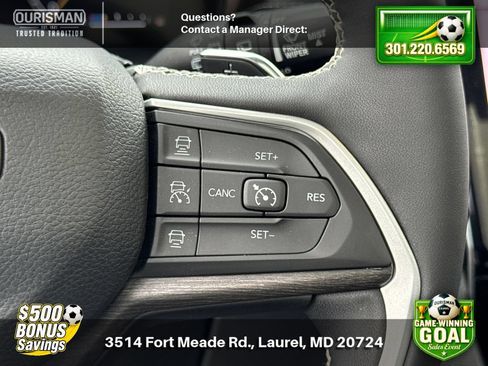 Used 2023 Jeep Grand Cherokee Limited AWD/4WD image 25