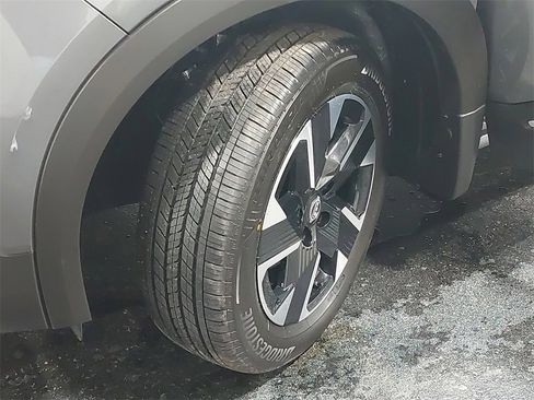 New 2026 Nissan Kicks SV image 31