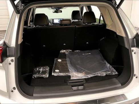 New 2025 Nissan Rogue Platinum w/ Tech Package AWD/4WD image 42