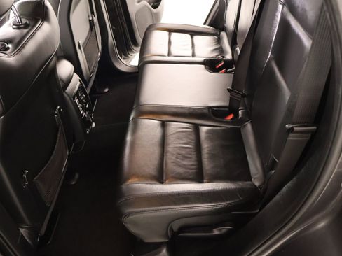 Used 2020 Jeep Grand Cherokee Limited RWD image 13