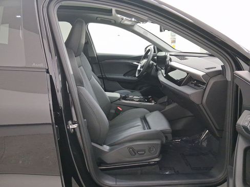 Used 2025 Audi Q6 e-tron Premium Plus w/ Premium Plus image 32