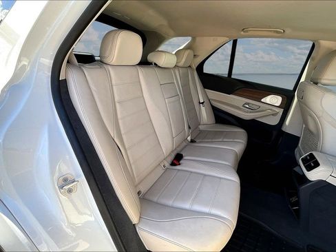 Used 2020 Mercedes-Benz GLE 450 4MATIC image 21