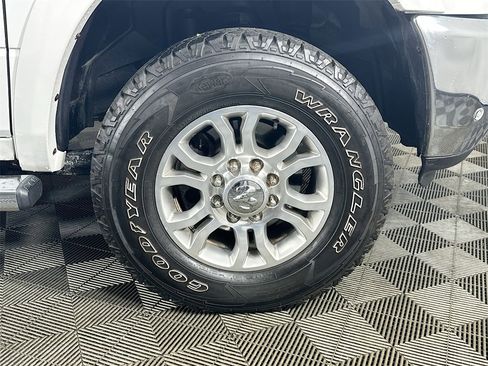 Used 2017 RAM 2500 Laramie image 35