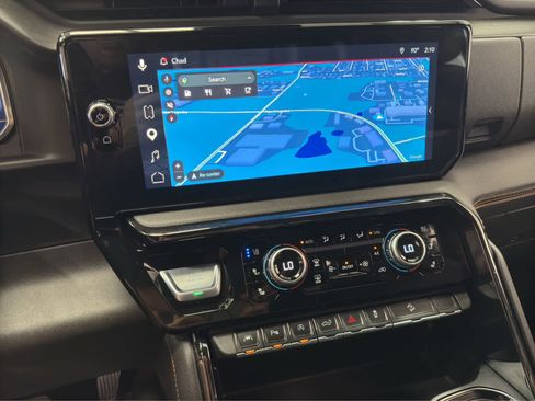 Used 2024 GMC Sierra 1500 AT4 w/ Technology Package image 22