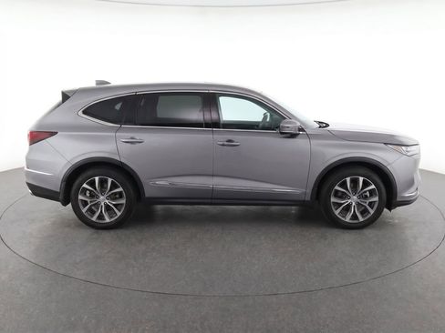 Used 2023 Acura MDX FWD w/ Technology Package image 4