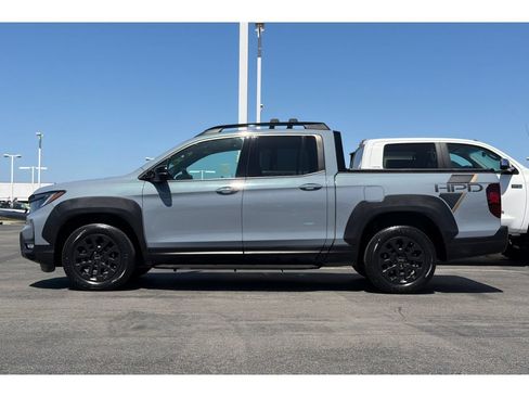 Used 2023 Honda Ridgeline Black Edition image 7