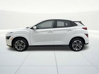 Certified 2023 Hyundai Kona SE video 2