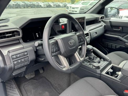 Used 2025 Toyota 4Runner TRD Off-Road AWD/4WD image 18