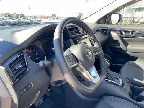 Used 2018 Nissan Rogue Sport SL image 20