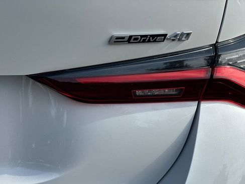 Certified 2023 BMW i4 eDrive40 RWD image 37