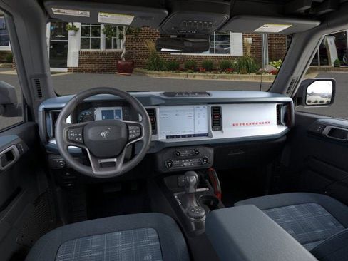 New 2025 Ford Bronco Heritage Edition image 34