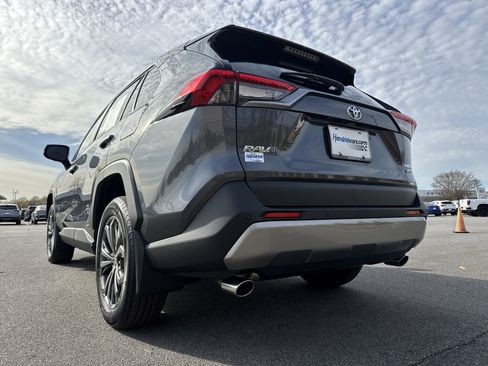 Used 2025 Toyota RAV4 Limited image 8