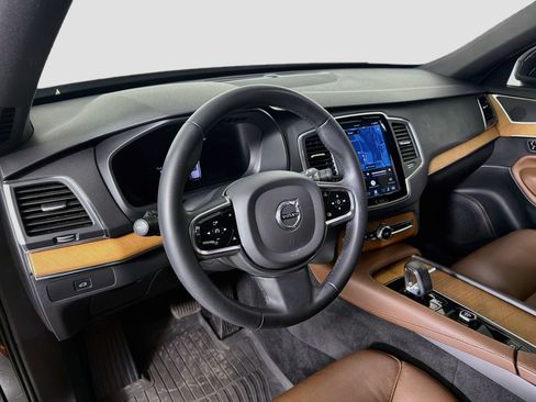Certified 2023 Volvo XC90 B6 Core w/ Protection Package Premier AWD/4WD image 10