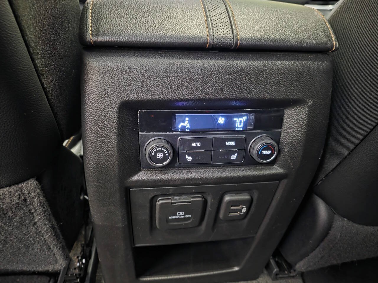 Used 2019 Chevrolet Traverse Premier w/ Driver Confidence II Package FWD image 28