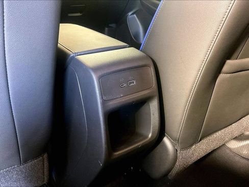 Used 2025 Buick Envista Sport Touring w/ Convenience I Package FWD image 29