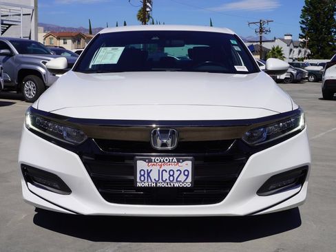 Used 2019 Honda Accord Sport image 3