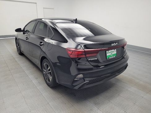 Used 2022 Kia Forte LXS w/ LXS Technology Package image 5