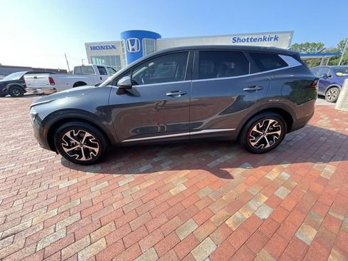 Used 2023 Kia Sportage EX FWD image 31