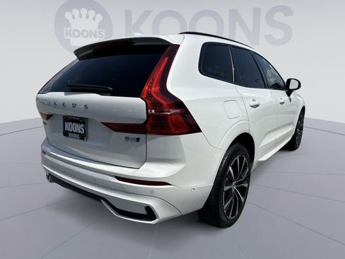 Used 2023 Volvo XC60 B5 Plus w/ Climate Package AWD/4WD image 7