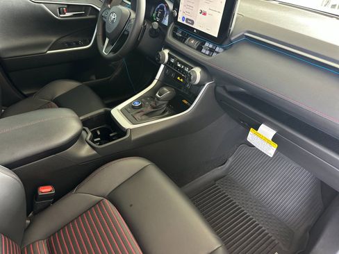 Used 2024 Toyota RAV4 XSE w/ Weather Package image 15