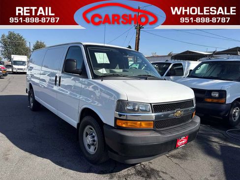 Used 2019 Chevrolet Express 3500 Extended w/ Driver Convenience Package image 1