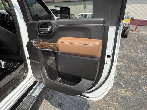 Used 2020 Chevrolet Silverado 2500 High Country AWD/4WD image 22