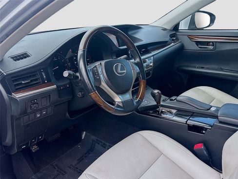 Used 2014 Lexus ES 350 image 10