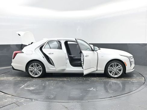 Used 2021 Cadillac CT4 Premium Luxury image 33